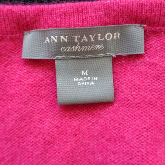 Ann Taylor Cashmere Pink Sweater Medium - Picture 3 of 3